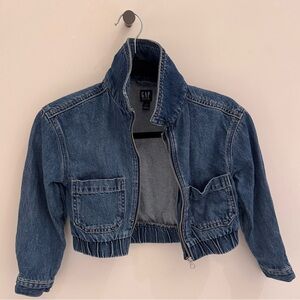 Girls denim crop jacket. Size 6/7.